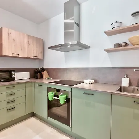 Feriehus Tahona 02 Pool View 1b